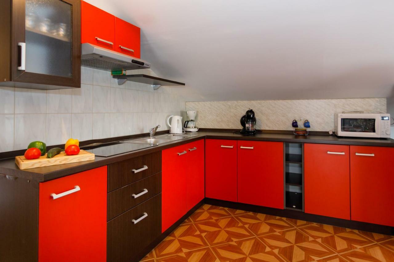 Apartment Aleksandra Malinska Extérieur photo