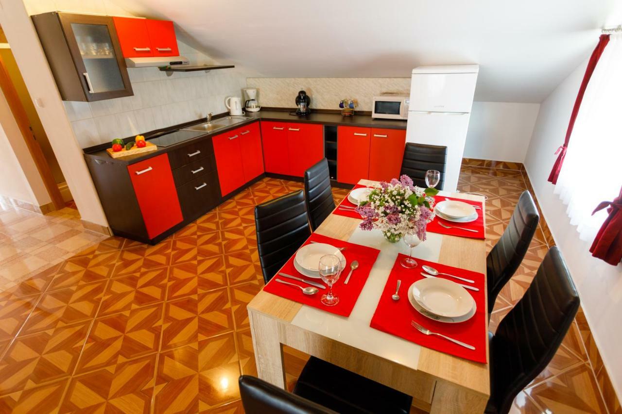 Apartment Aleksandra Malinska Extérieur photo